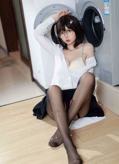 巜人妻在电车被内_BD国语免费在线播放