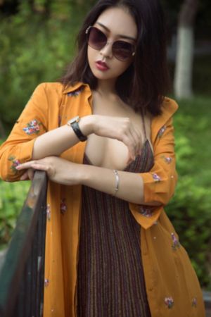 爱爱视频网站免费_超清在线播放观看